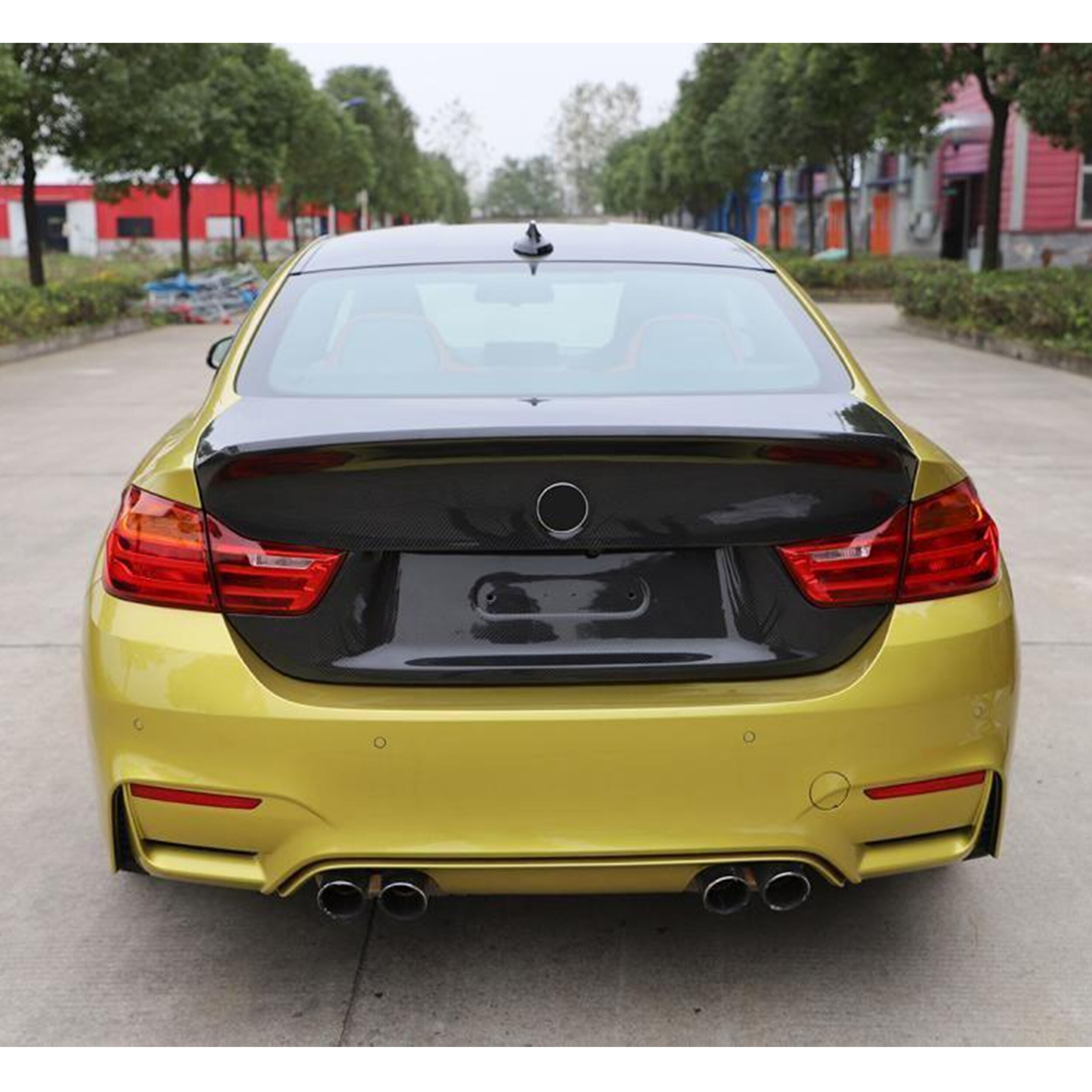 Carbon / Fender / Trunk for Bmw M4 (from Conroy's sent-link library)