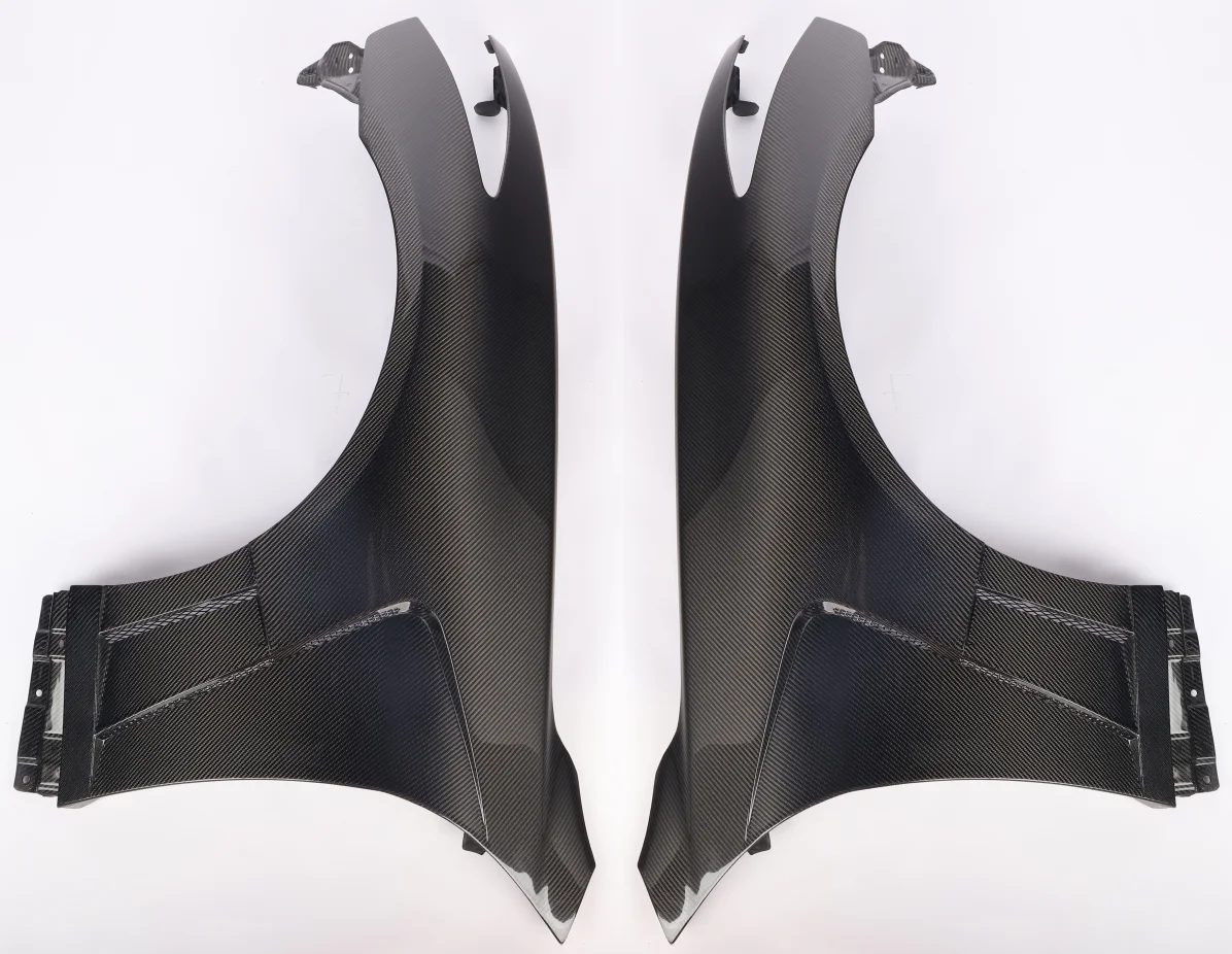High Quality Car Front Mudguard Suitable For Infiniti G37 Coupe Carbon Fiber Front Fender
